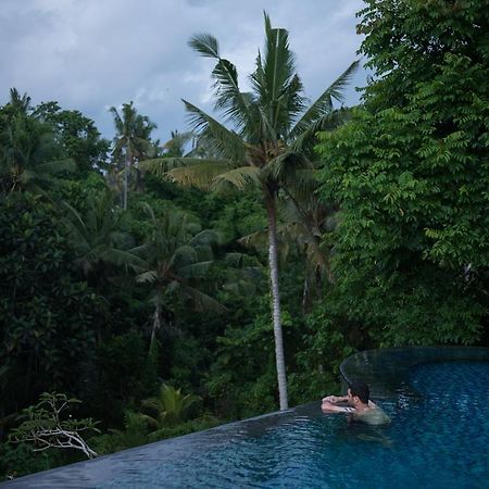 Tirta Arum Ubud Buitenkant foto